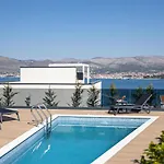 360 Villa Traù