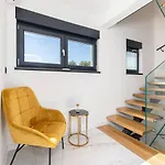360 Villa Traù
